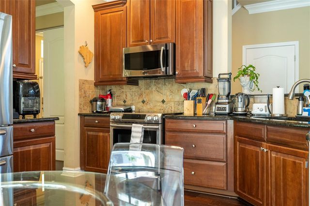 1555 HANKS AVENUE, Orlando, FL 32814
