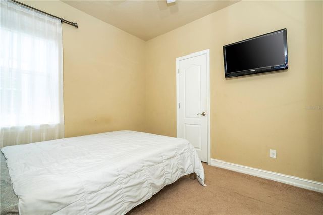 1555 HANKS AVENUE, Orlando, FL 32814