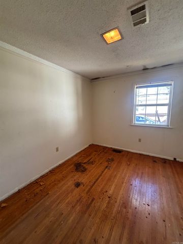 115 Farmere Circle, North Little Rock, AR 72118