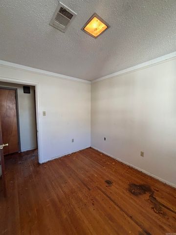 115 Farmere Circle, North Little Rock, AR 72118