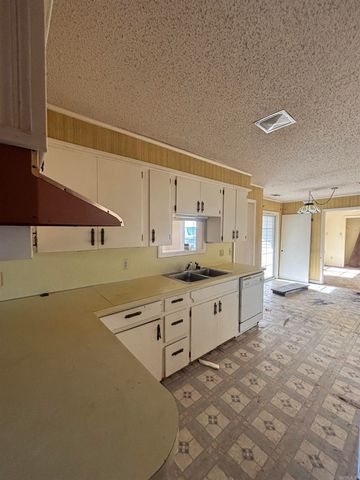 115 Farmere Circle, North Little Rock, AR 72118