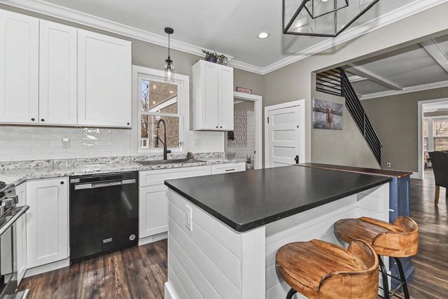 304 S Main STREET, Delavan, WI 53115