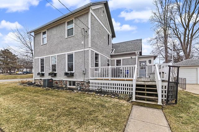 304 S Main STREET, Delavan, WI 53115