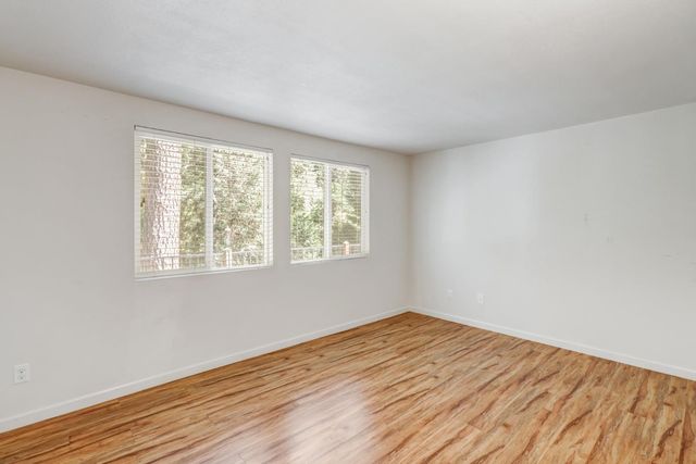4909 Clear Creek Rd, Placerville, CA 95667