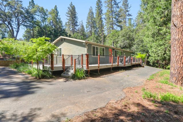 4909 Clear Creek Rd, Placerville, CA 95667