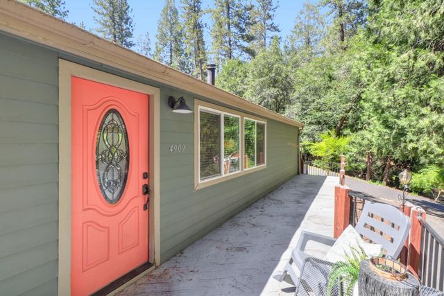 4909 Clear Creek Rd, Placerville, CA 95667