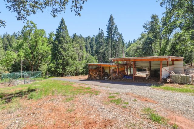 4909 Clear Creek Rd, Placerville, CA 95667