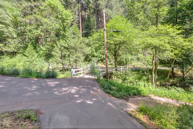 4909 Clear Creek Rd, Placerville, CA 95667