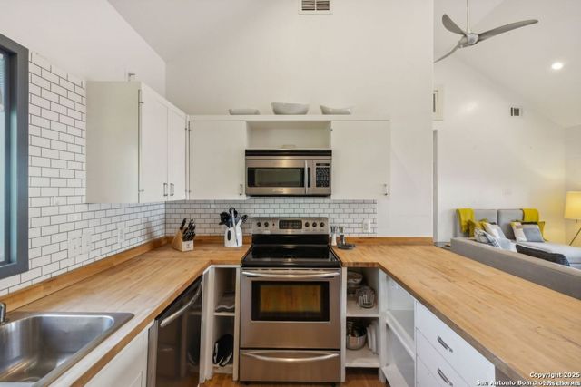 227 Claudia Unit 3, San Antonio, TX 78210