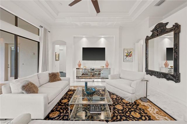 15855 Secoya Reserve CIR, Naples, FL 34110