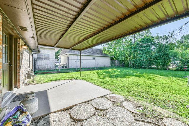 3410 Crestmeadow Drive, Pasadena, TX 77505