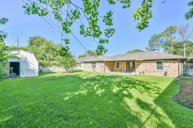 3410 Crestmeadow Drive, Pasadena, TX 77505