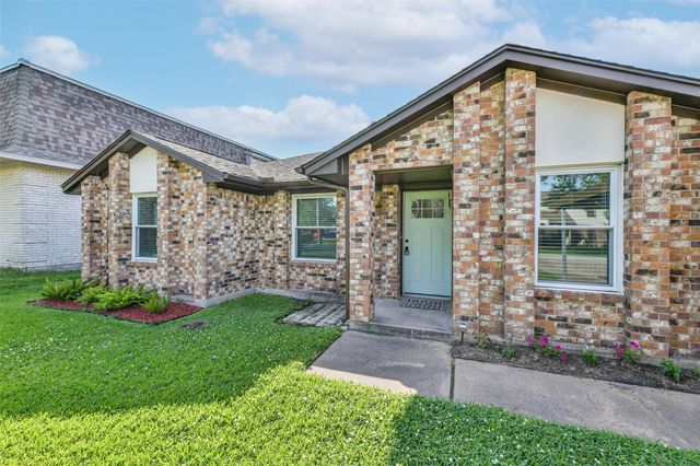 3410 Crestmeadow Drive, Pasadena, TX 77505