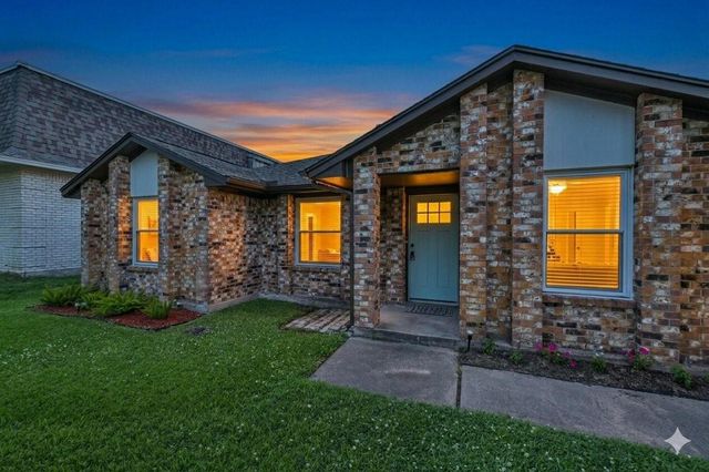 3410 Crestmeadow Drive, Pasadena, TX 77505