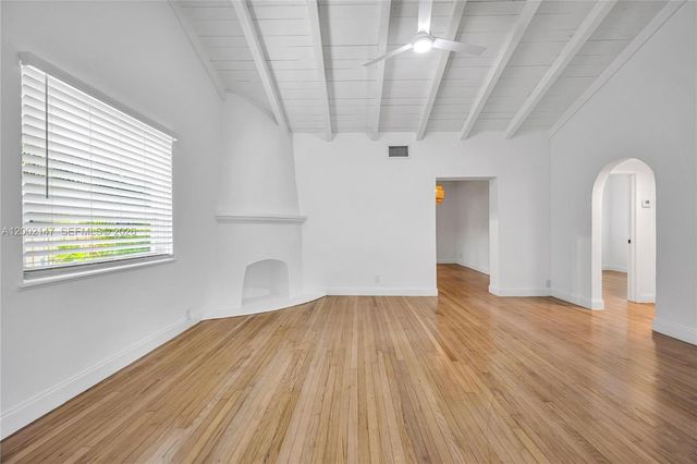 429 NE 73rd St, Miami, FL 33138