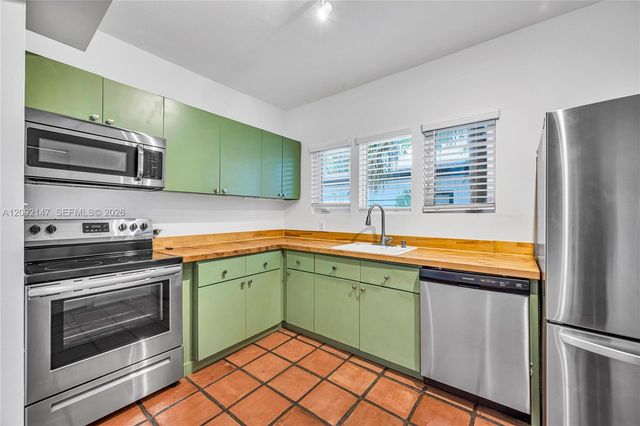 429 NE 73rd St, Miami, FL 33138