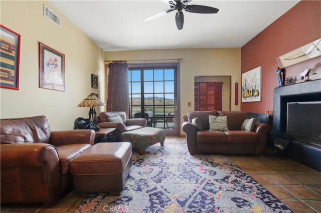 8767 Moorcroft Avenue, West Hills, CA 91304