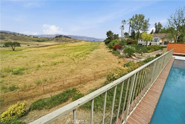 8767 Moorcroft Avenue, West Hills, CA 91304