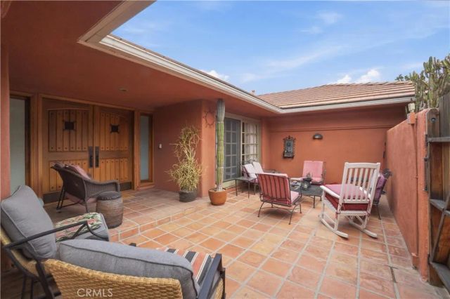 8767 Moorcroft Avenue, West Hills, CA 91304