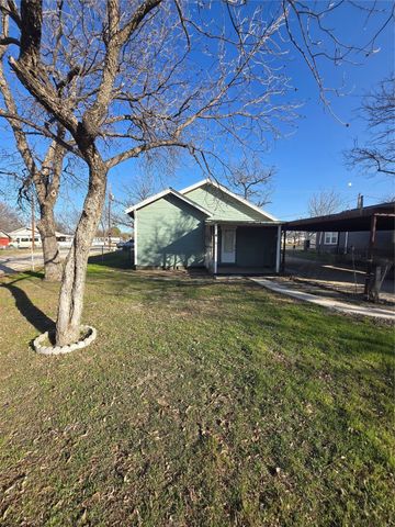 1200 Llano Street, Coleman, TX 76834