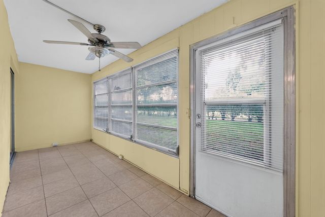 251 NW 76th Avenue 105, Margate, FL 33063