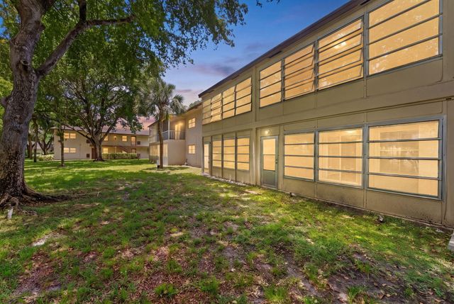 251 NW 76th Avenue 105, Margate, FL 33063