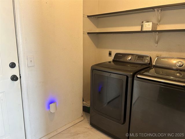 105 Morning Star Circle, Fort Gibson, OK 74434