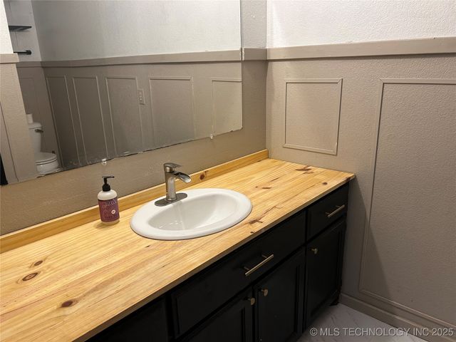 105 Morning Star Circle, Fort Gibson, OK 74434