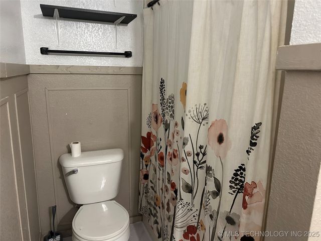 105 Morning Star Circle, Fort Gibson, OK 74434