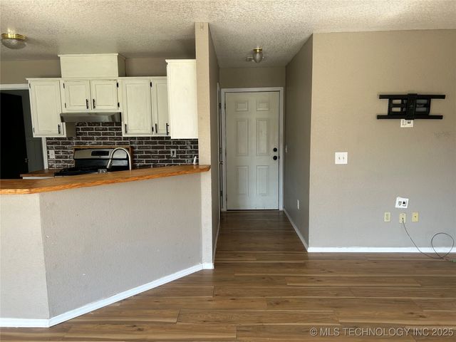 105 Morning Star Circle, Fort Gibson, OK 74434