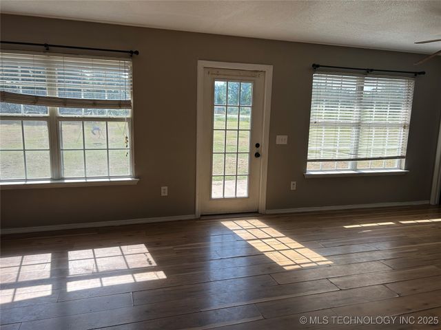 105 Morning Star Circle, Fort Gibson, OK 74434