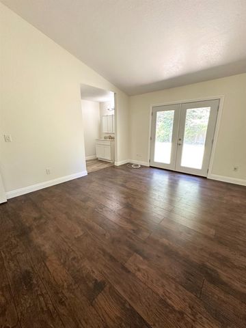 112 Cradle Bar Ct, Folsom, CA 95630