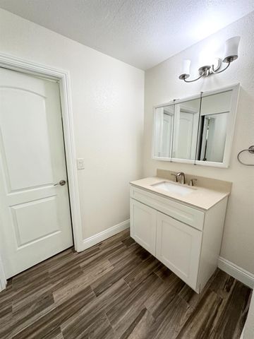 112 Cradle Bar Ct, Folsom, CA 95630