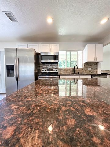 112 Cradle Bar Ct, Folsom, CA 95630