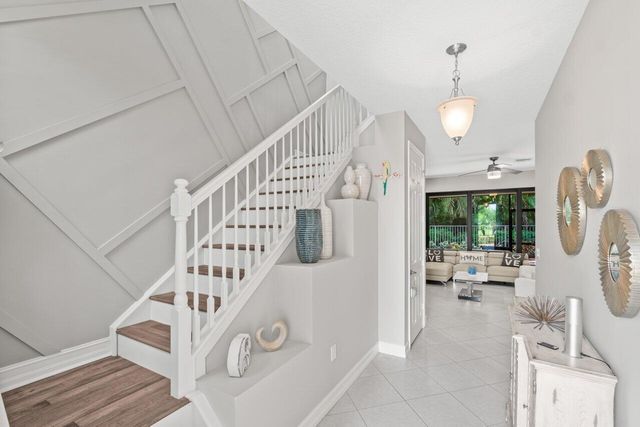 8128 Snowflake Obsidian Trail, Delray Beach, FL 33446