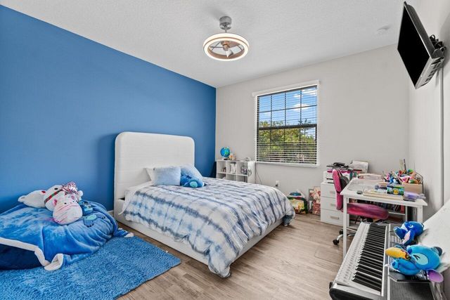 8128 Snowflake Obsidian Trail, Delray Beach, FL 33446