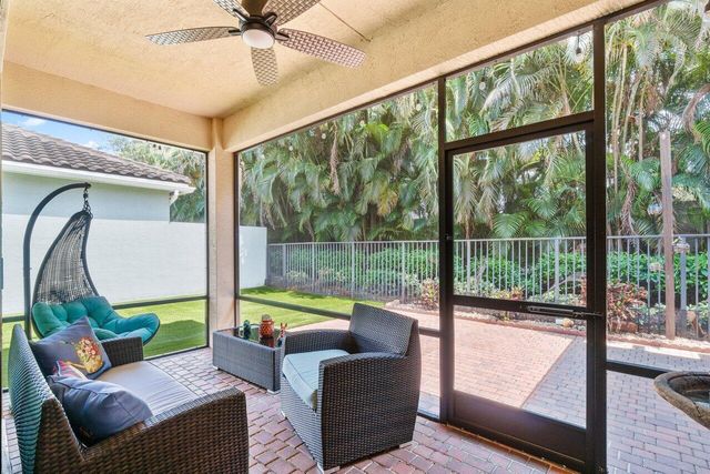 8128 Snowflake Obsidian Trail, Delray Beach, FL 33446