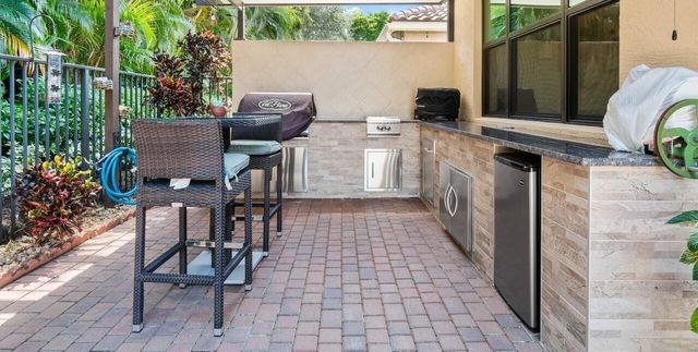 8128 Snowflake Obsidian Trail, Delray Beach, FL 33446