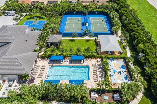 8128 Snowflake Obsidian Trail, Delray Beach, FL 33446