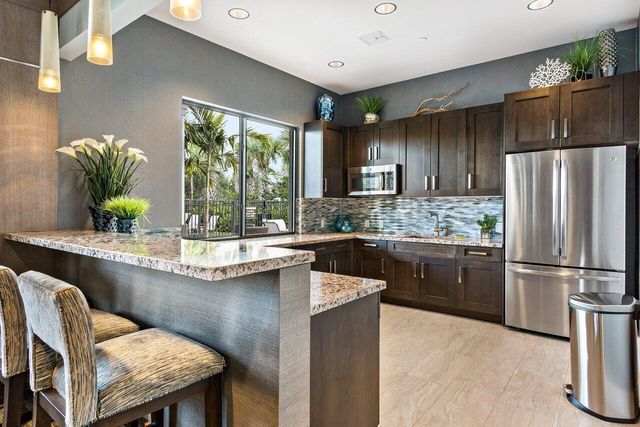 8128 Snowflake Obsidian Trail, Delray Beach, FL 33446
