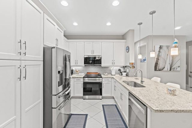 8128 Snowflake Obsidian Trail, Delray Beach, FL 33446
