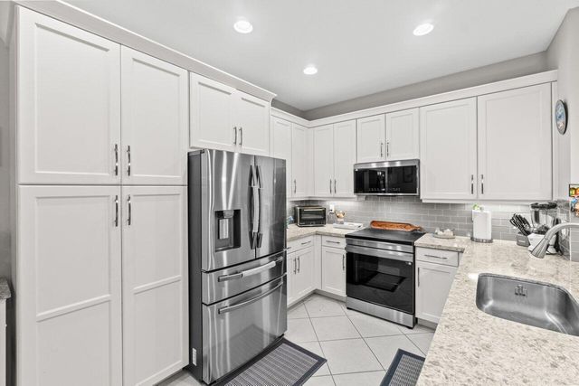 8128 Snowflake Obsidian Trail, Delray Beach, FL 33446