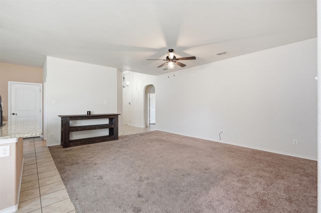 1124 Autumnwood Drive, Azle, TX 76020