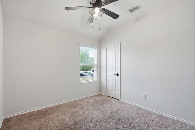 1124 Autumnwood Drive, Azle, TX 76020