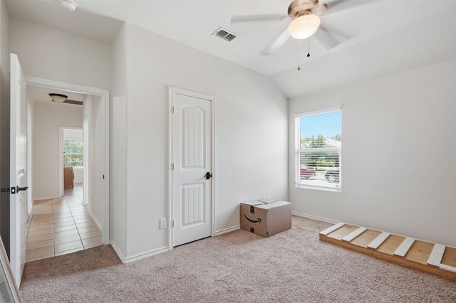 1124 Autumnwood Drive, Azle, TX 76020