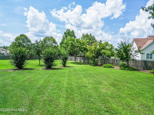 124 Iverleigh Lane, Jacksonville, NC 28540
