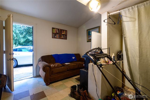 12013 SE Kent Kangley Road, Kent, WA 98030