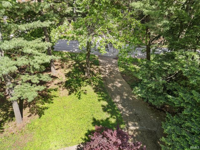 3512 Capilano Drive, West Lafayette, IN 47906