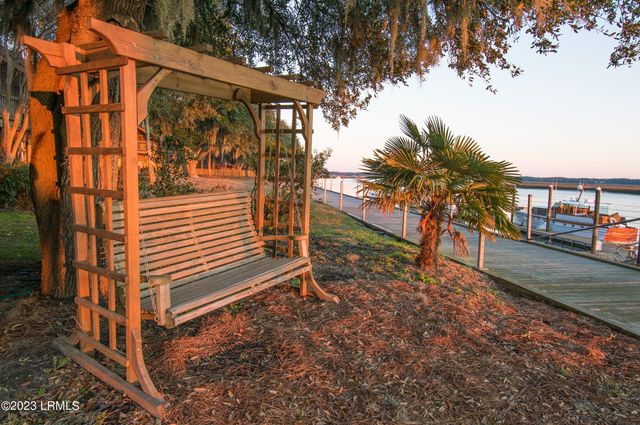 48 Battery Creek Club Drive, Beaufort, SC 29902