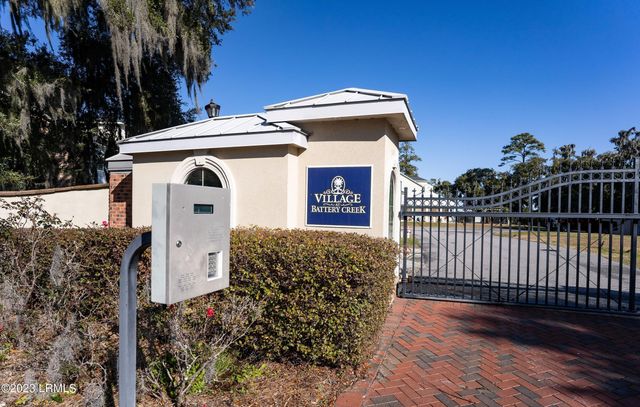 48 Battery Creek Club Drive, Beaufort, SC 29902